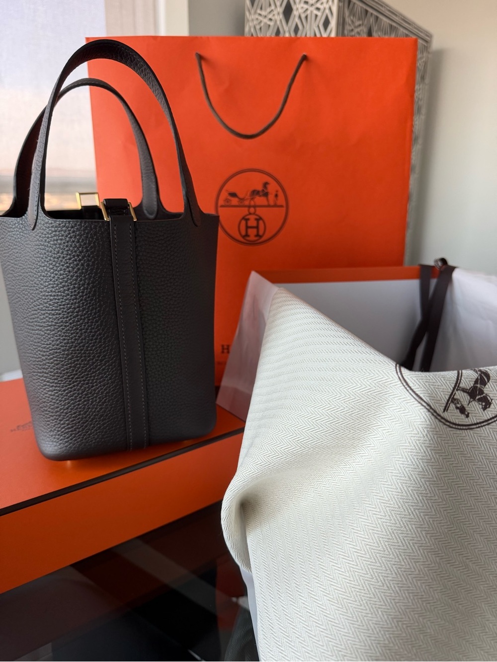 Hermès Picotin Lock 18 Bai Burn color Clemence Leather Bucket Bag